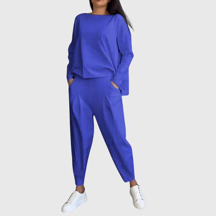 DONNA™ | RELAXED TWO-PIECE SET WITH ROUND NECKLINE