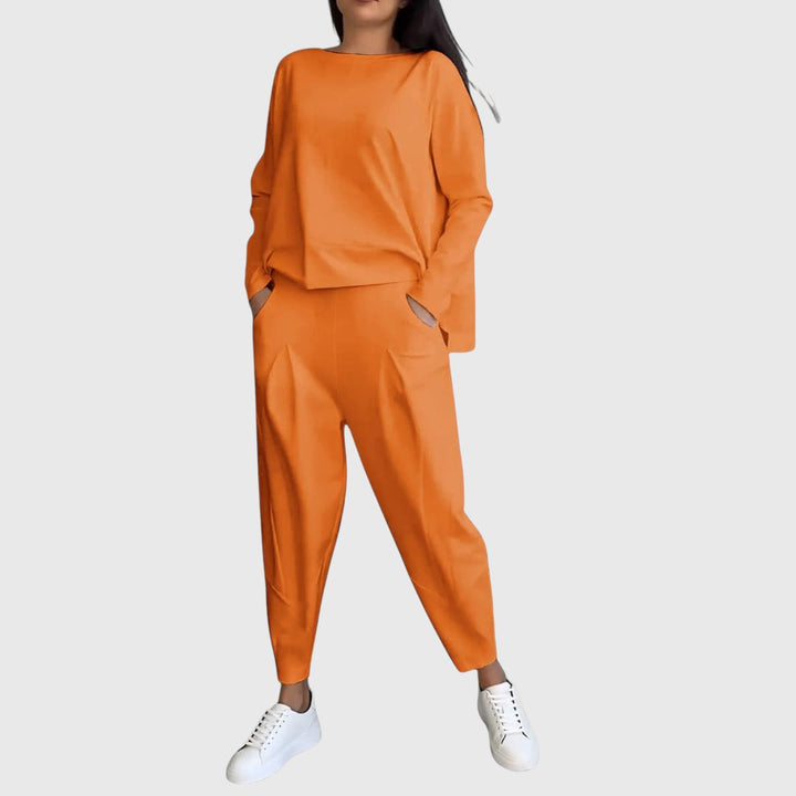 DONNA™ | RELAXED TWO-PIECE SET WITH ROUND NECKLINE