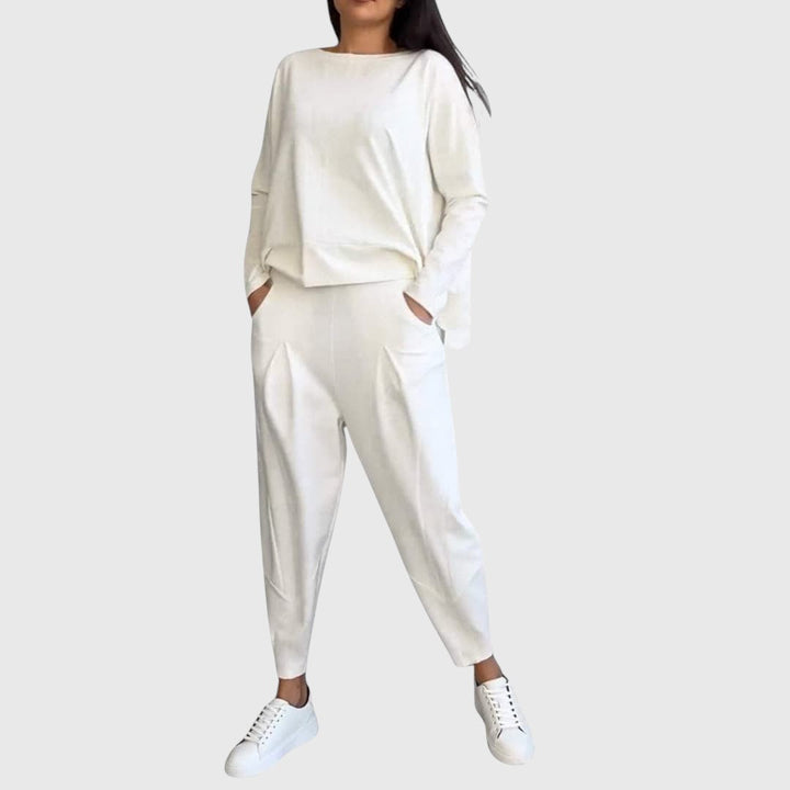 DONNA™ | RELAXED TWO-PIECE SET WITH ROUND NECKLINE