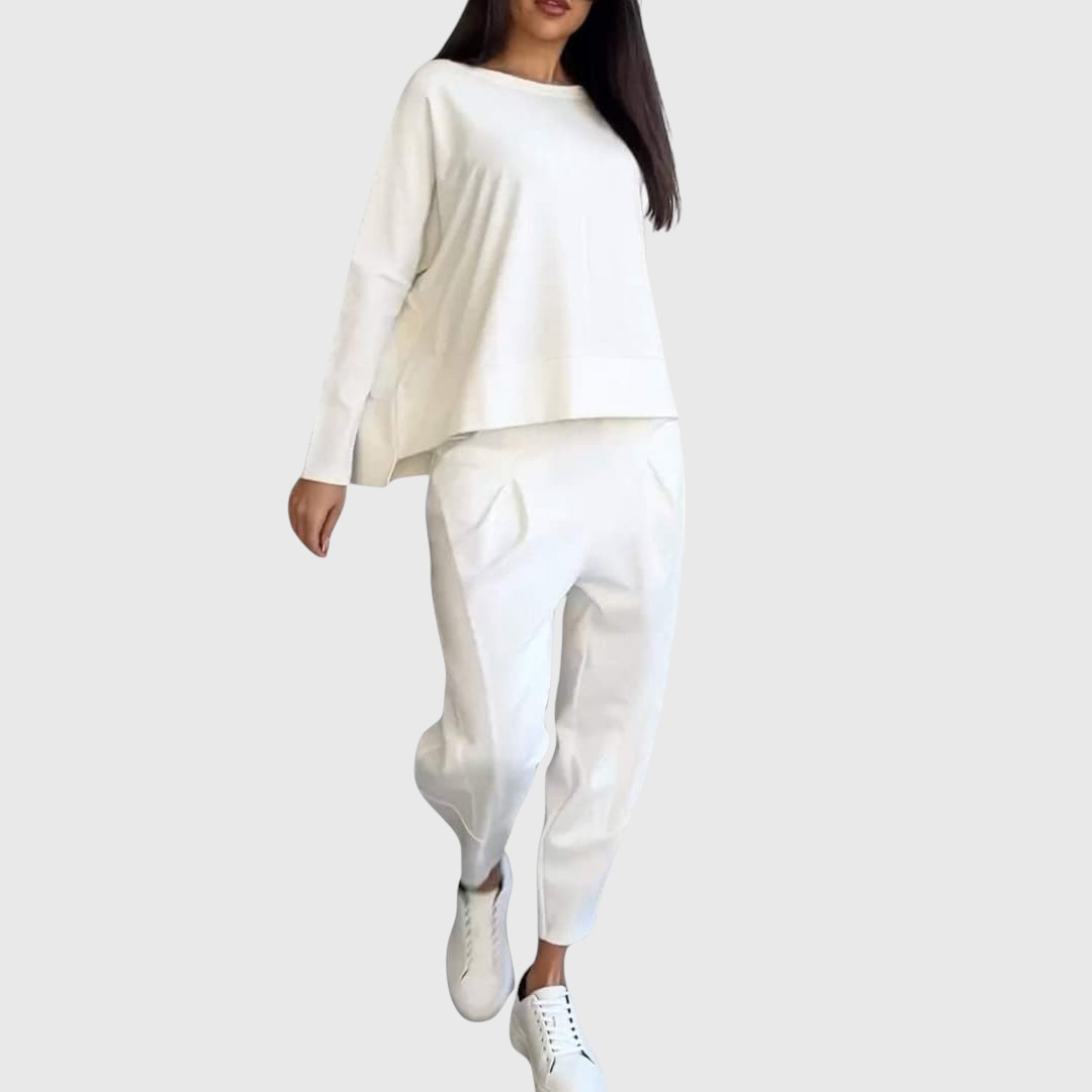 DONNA™ | RELAXED TWO-PIECE SET WITH ROUND NECKLINE