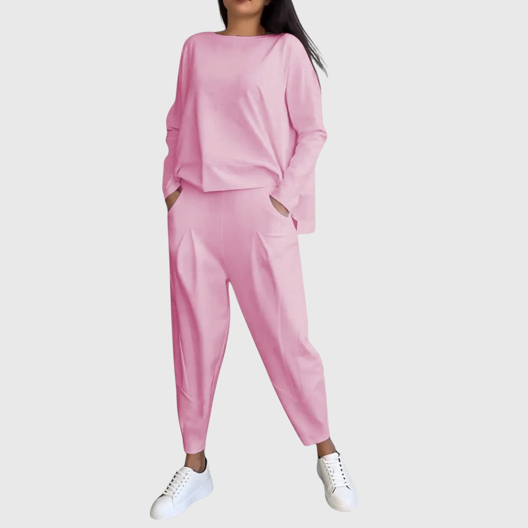 DONNA™ | RELAXED TWO-PIECE SET WITH ROUND NECKLINE