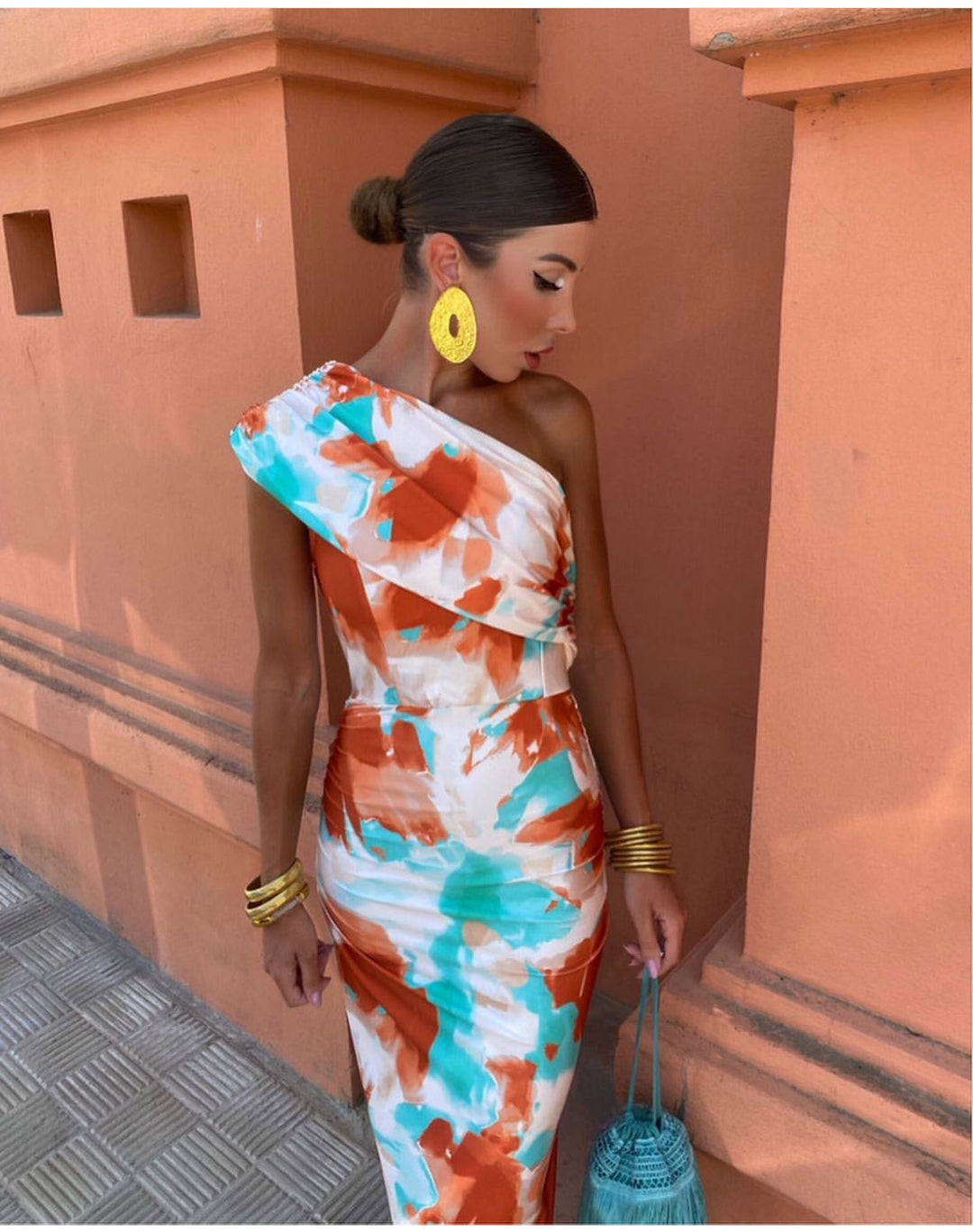TESSA™ | CHIC RUCHED MIDI DRESS