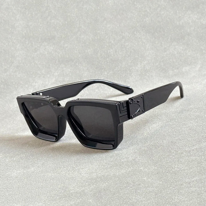 Easton Frames Retro Sunglasses